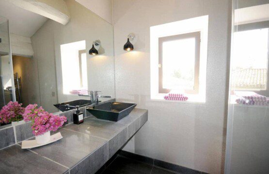 location Cesseras france01