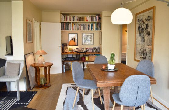 Paris luxury apartment dining area in Avenue de Suffren